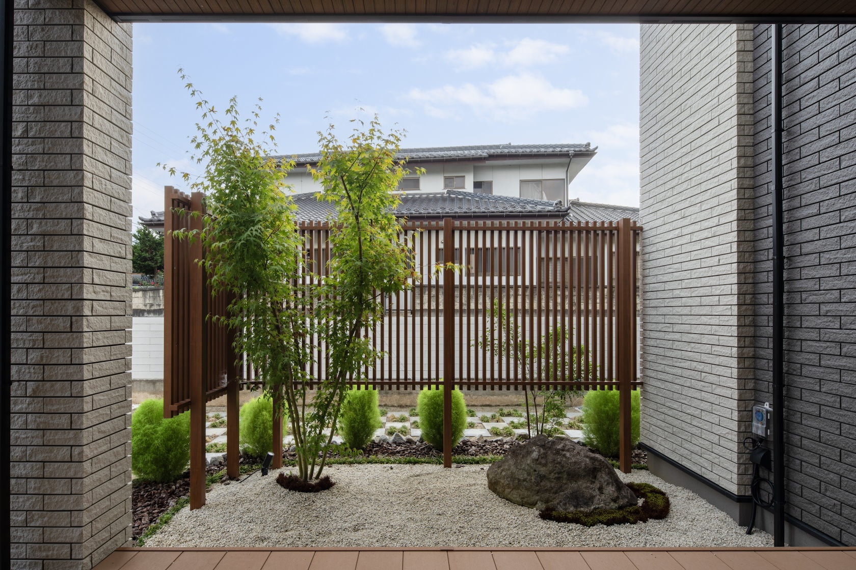 ノキシタカドニワ