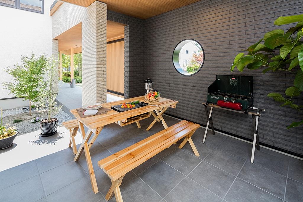 08_一関展示場_バルコニー