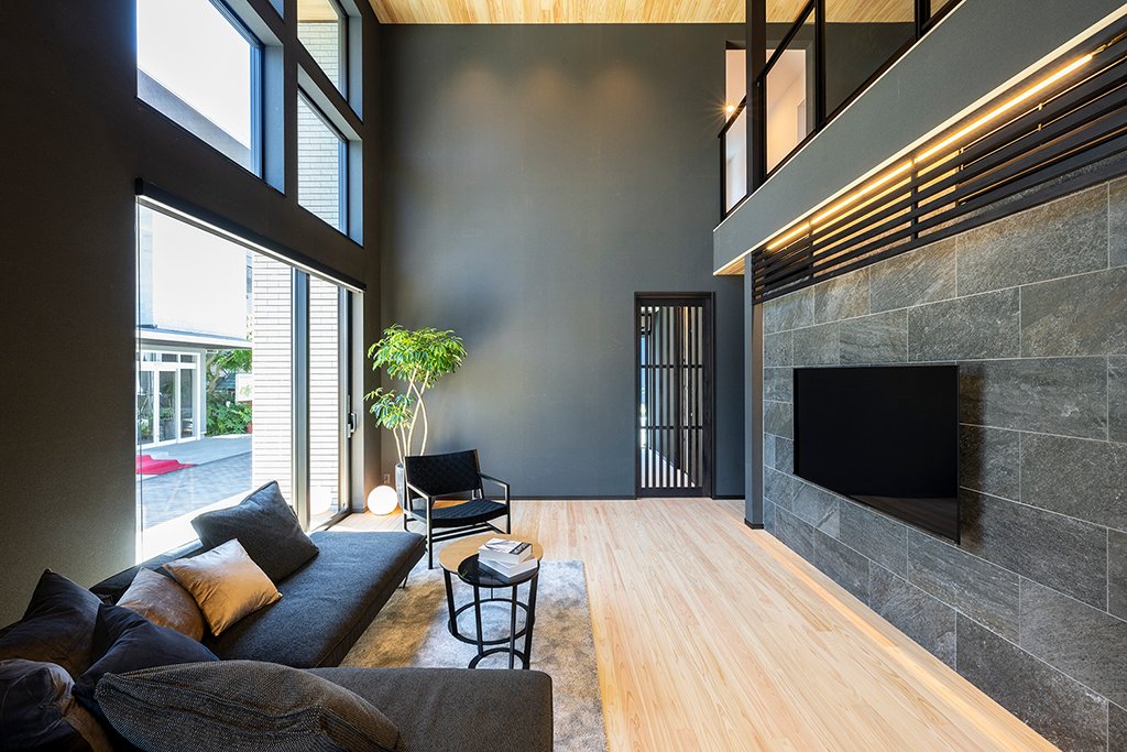 01_横浜港南台展示場_リビング