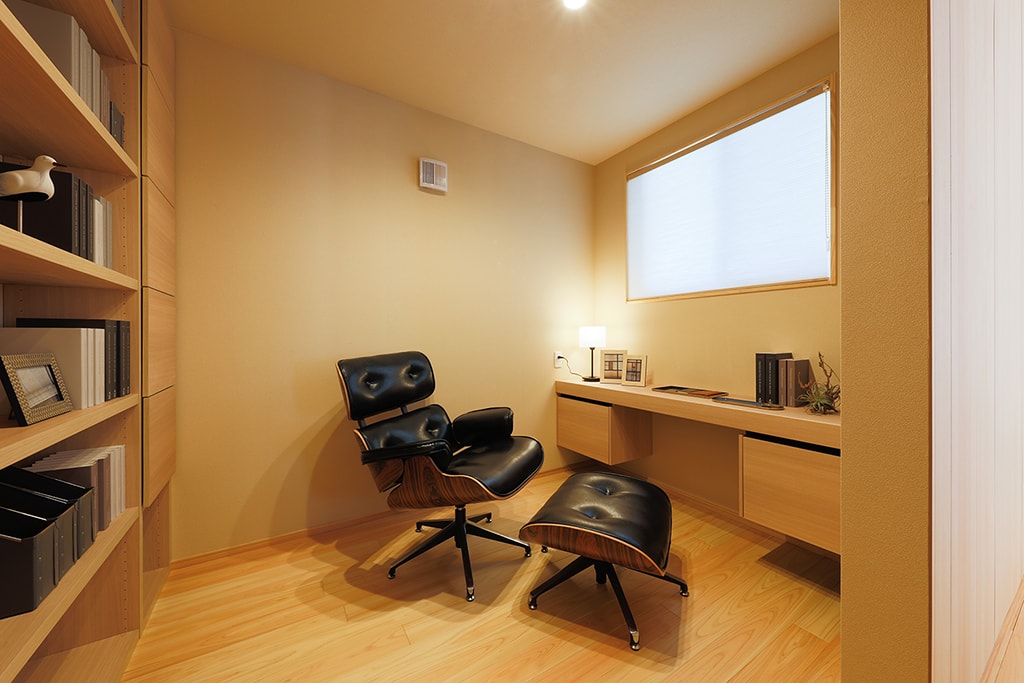 07_甲府昭和展示場_書斎