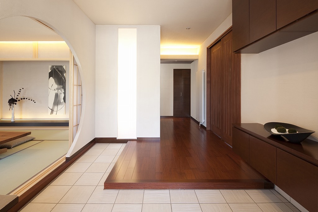 08_室蘭展示場_玄関