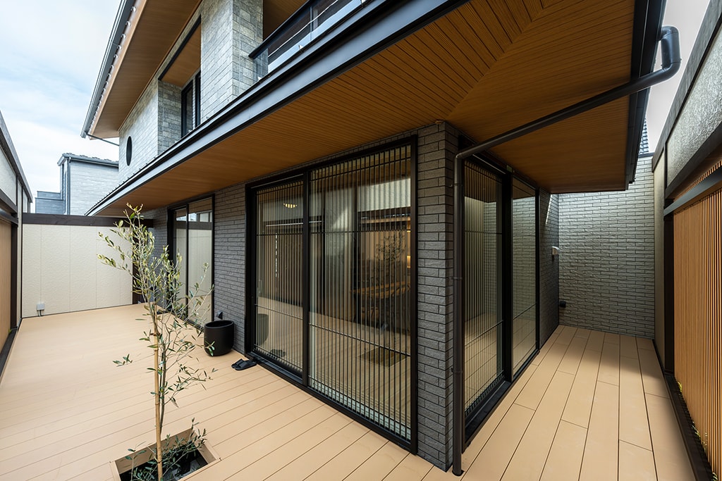 08_なとり展示場_バルコニー