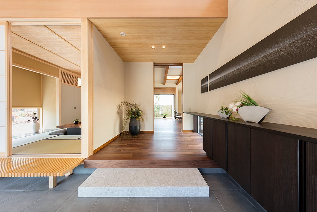 07_小山展示場_玄関