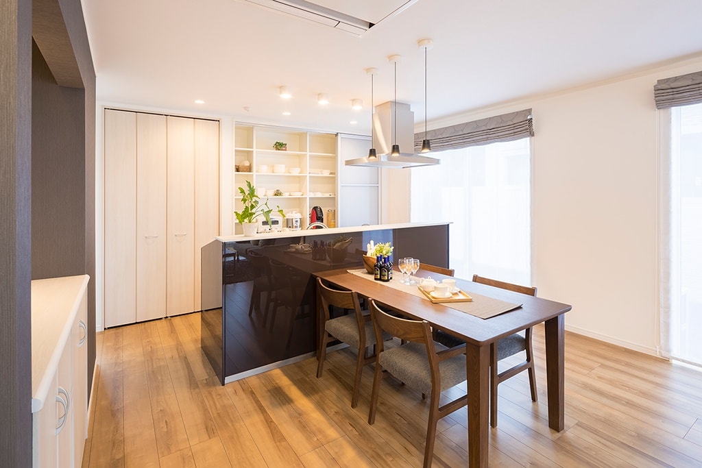 02_静岡展示場_ダイニング