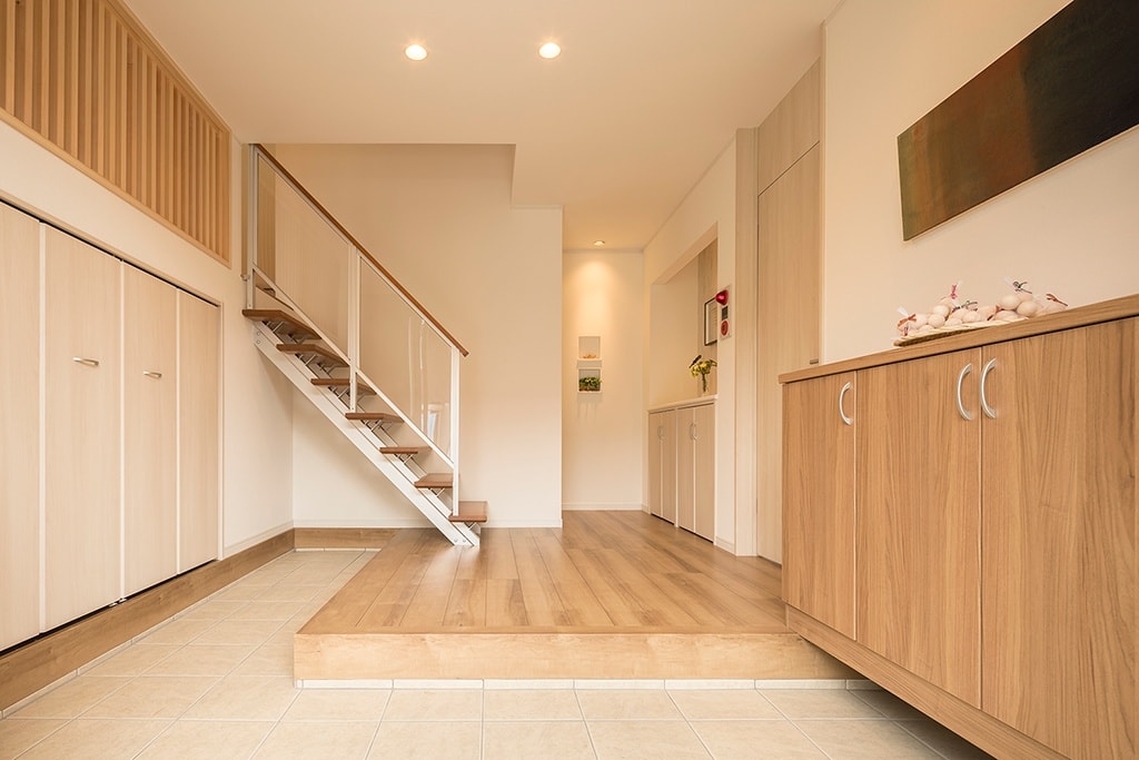 06_静岡展示場_玄関