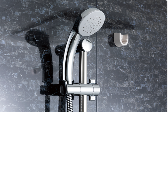 エコフルシャワー,グローエ社と共同開発した大きなシャワーヘッドは、柔らかな浴び心地でありながら節水も実現しています。※スライドシャワーバーはオプションです。