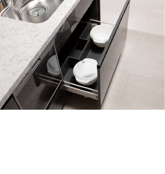 シンクキャビネット,大容量のスライド式収納をシンク下に採用しました。調理器具やビン類まで幅広く対応しています。