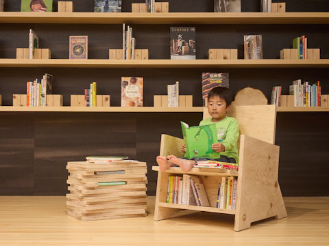 HinokiPlaza埼玉「ひのきの図書館」