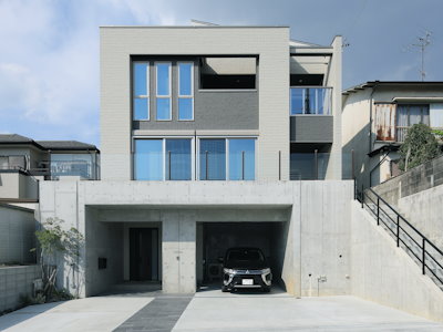 立地を巧みに活かした理想の住まい