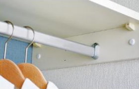 ハンガーパイプ